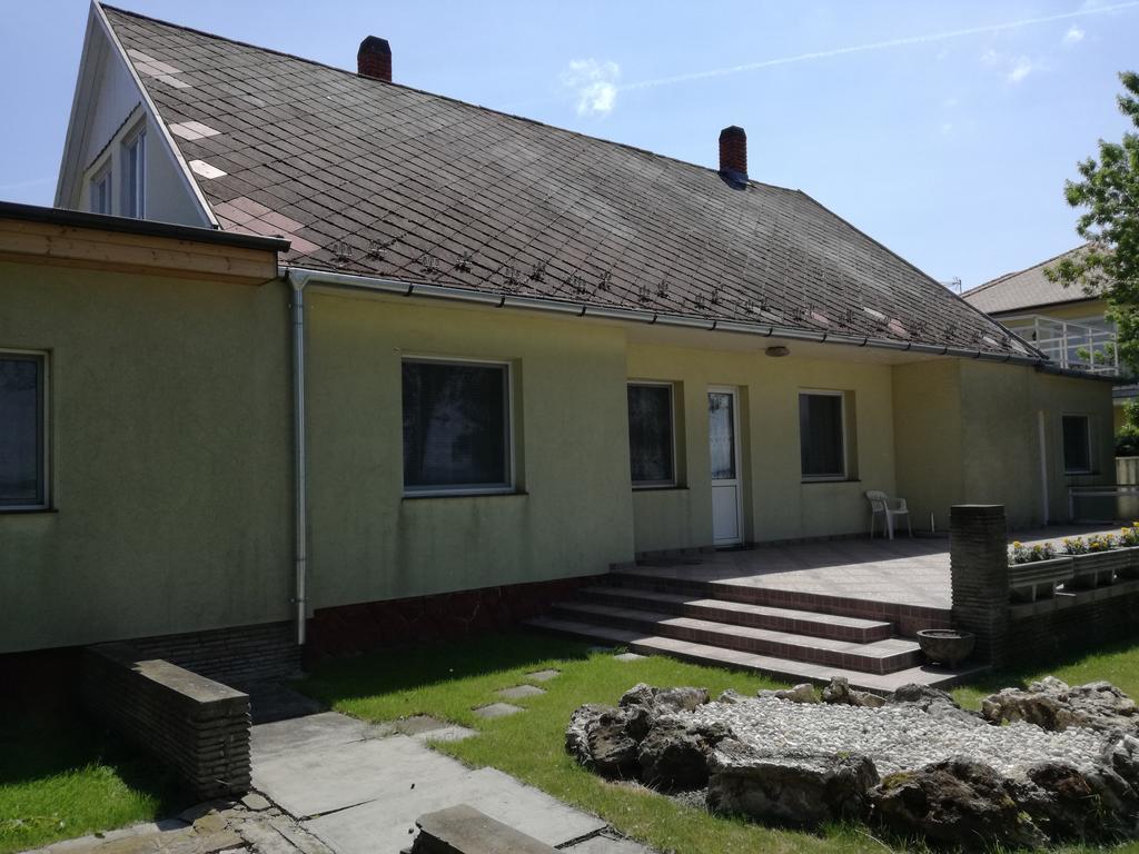 Margareta Apartmanhaz Balatonboglár Exterior foto
