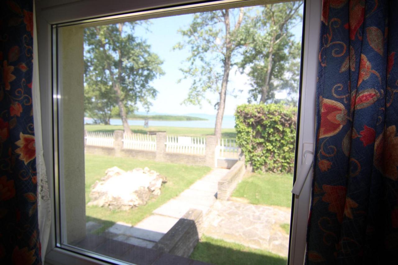 Margareta Apartmanhaz Balatonboglár Exterior foto